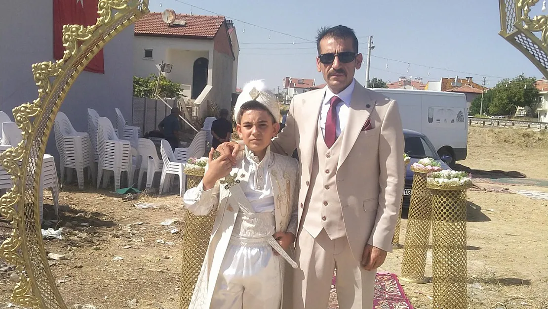 Gül Ailesinin Mutlu Günü