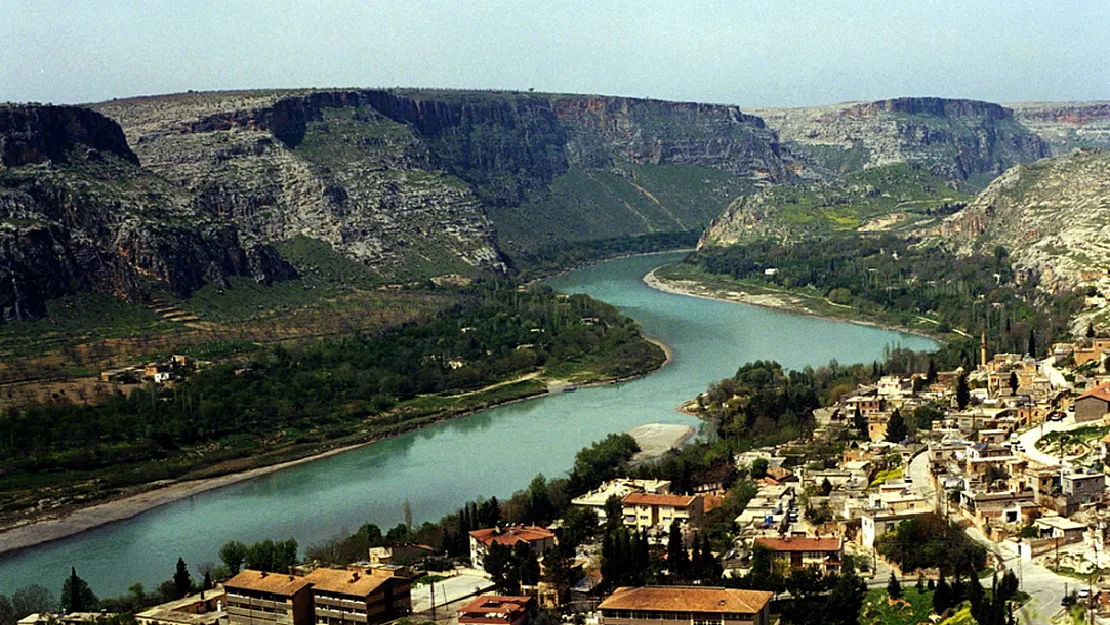 Halfeti Gezilecek Yerler Nereleri?