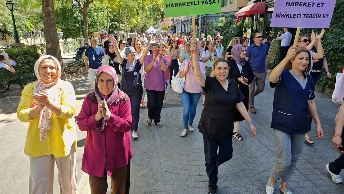Halk Sağlığı Haftası Kapsamında Yürüyüş Düzenlendi