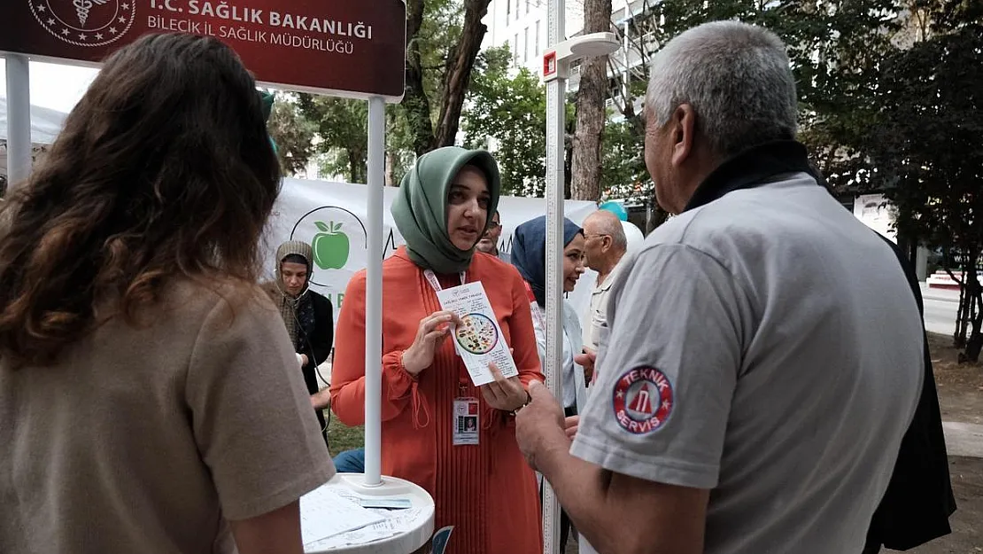 Halk sağlığına stantlı farkındalık