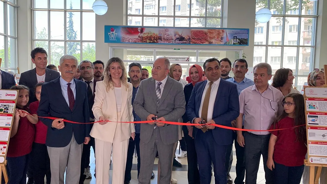 Harezmi Eğitim Modeli Yıl Sonu Sergisi Açıldı