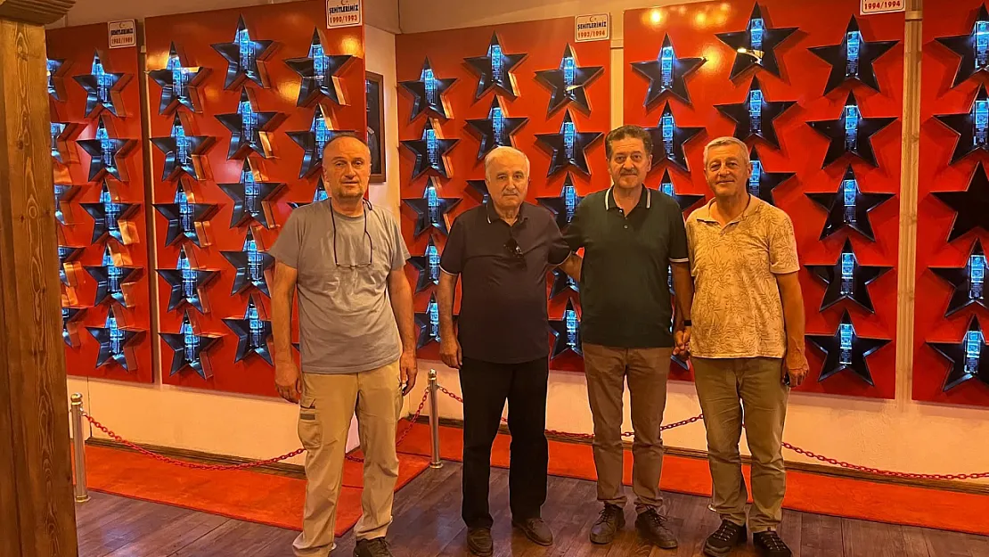 Hasan Fehmi Kinay'dan Şehit Aileleri Derneği'ne Ziyaret