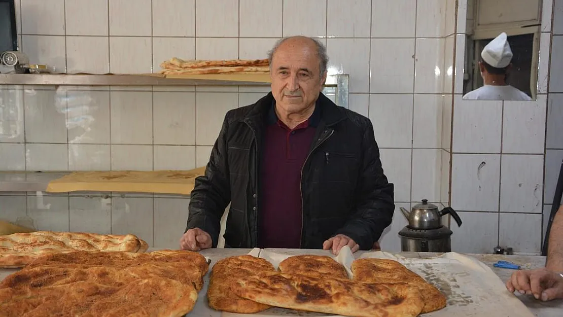 'Haşhaşlı' tahinli pide yoğun ilgi görüyor