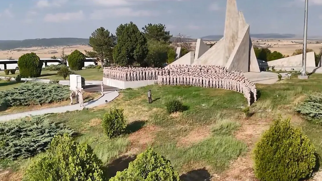 Hava Harp Okulu Öğrencileri Kocatepe'de Tarihi Yerinde Öğrendi