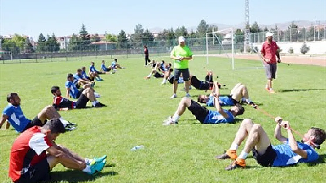 Hisar ilk maçında evinde – Kocatepe Gazetesi