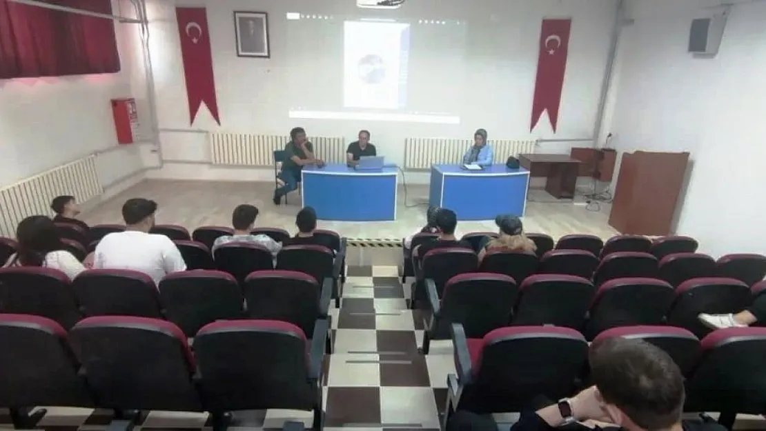 Hisarcık MYO'da Mezun - Öğrenci Buluşması