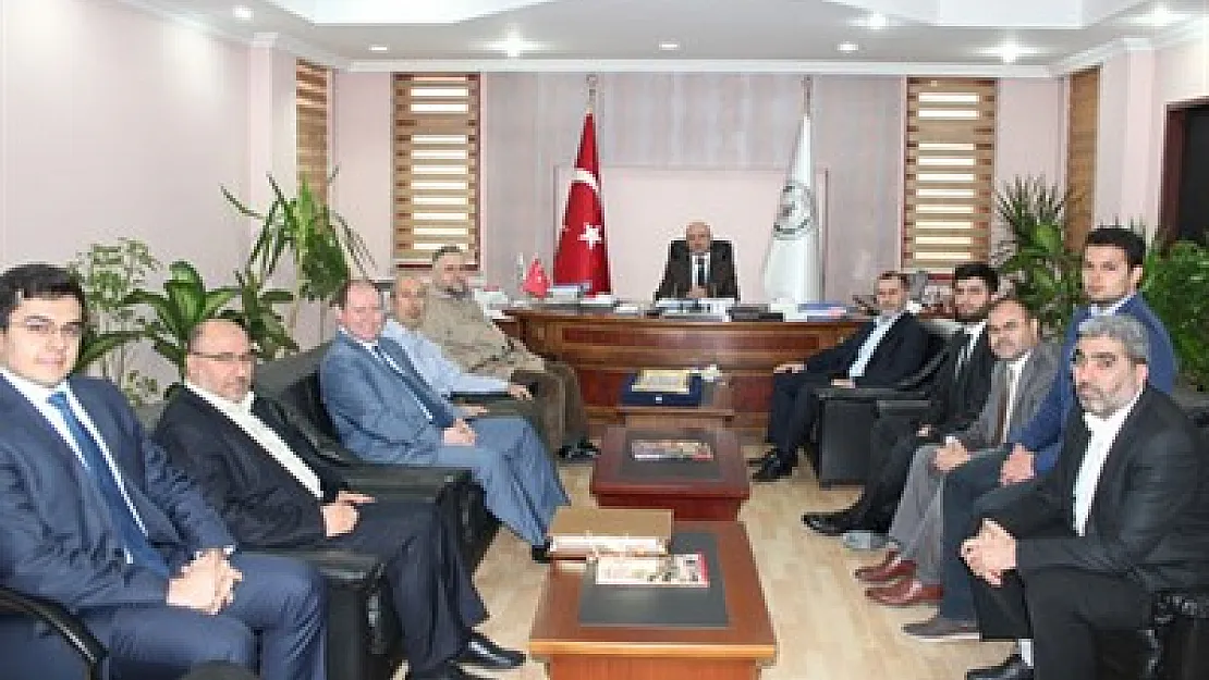 Hukuk Derneği'nden Baro'ya ziyaret