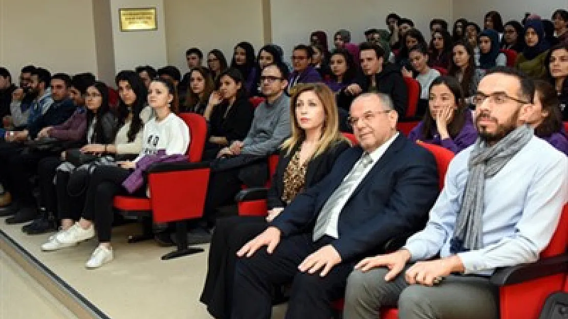 Hukuk Fakültesinde kadın hakları konferansı düzenlendi