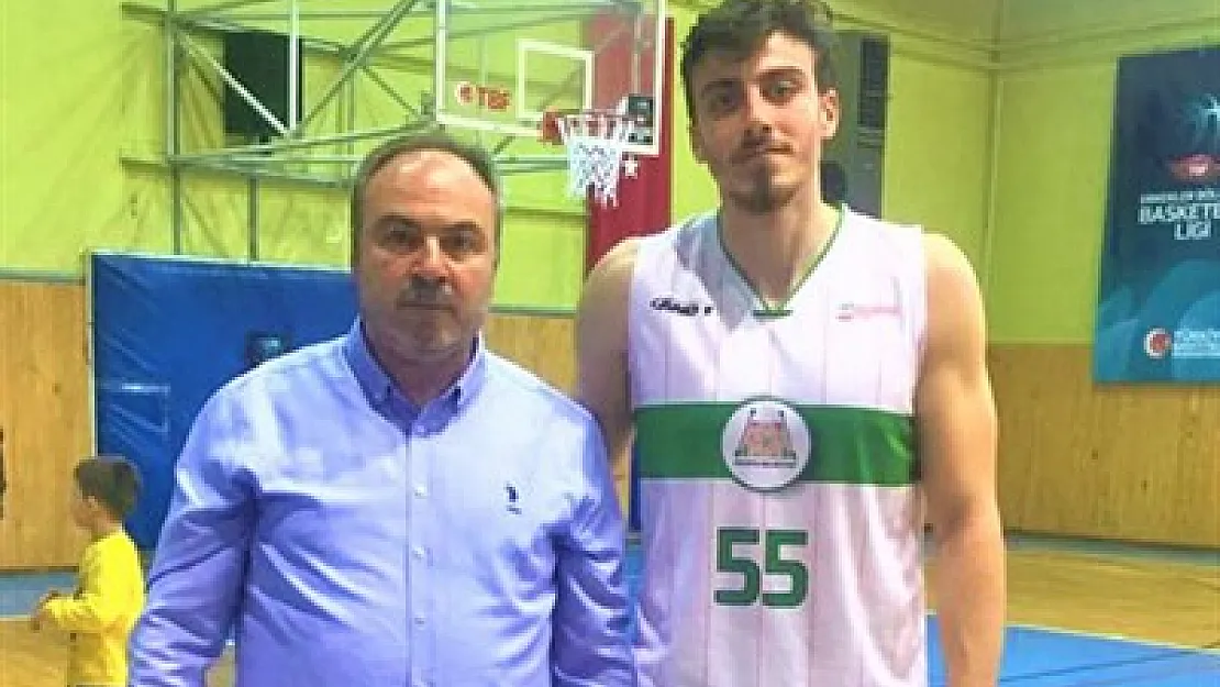 İbrahim'den kariyer rekoru: 24 sayı, 19 ribaunt