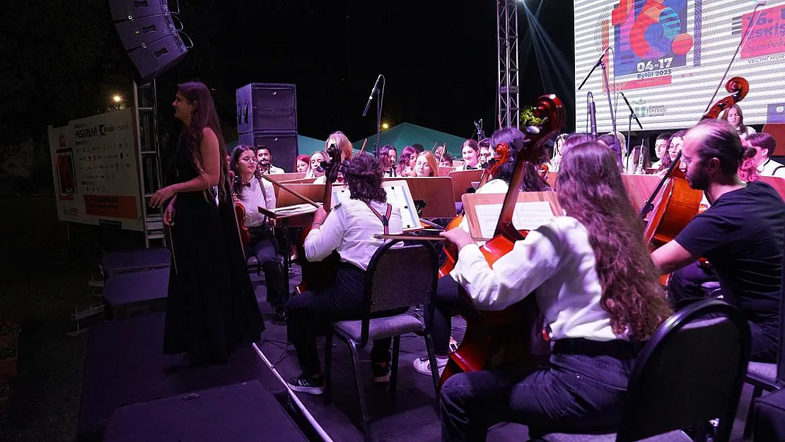 İki elin sesi var çocuk orkestrasından muhteşem konser