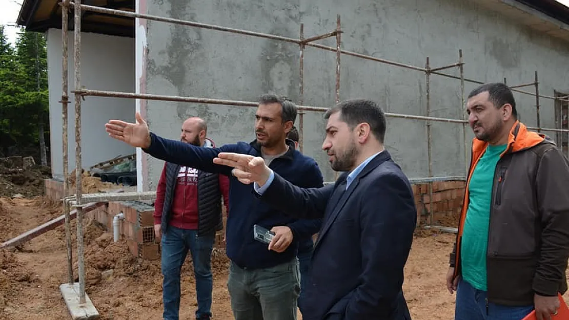 İl Müdürü Damkacı, sağlık merkezi binasının inşaatında inceleme yaptı