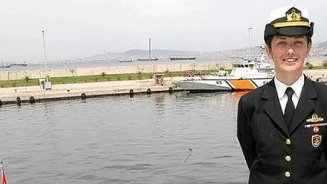 İlk Kadın Amiral Gökçen Fırat'tan 8 Mart Açıklaması