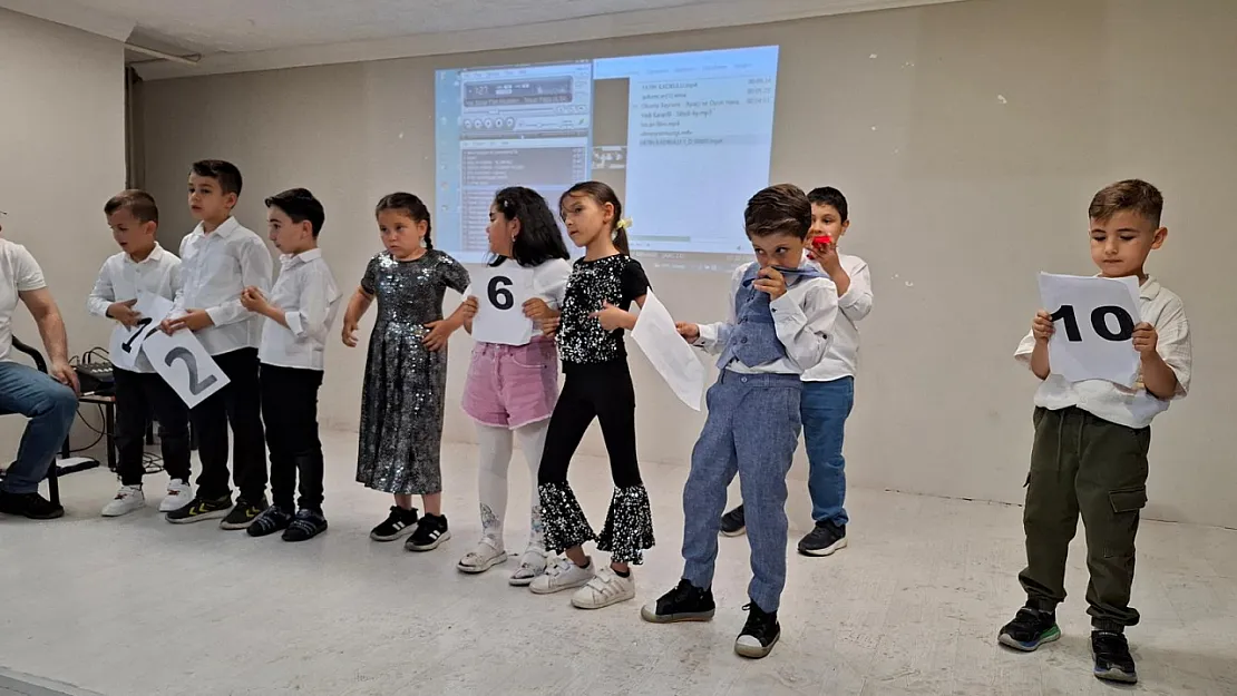 İlkokul Öğrencilerinden Profesyonellere Taş Çıkartan Gösteri!