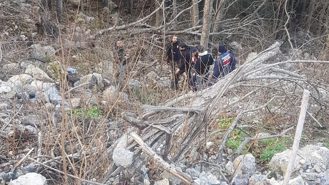 İnegöl'de Kayıp Olan Gencin Cesedi Bilecik’te Ormanlık Alanda Gömülü Bulundu