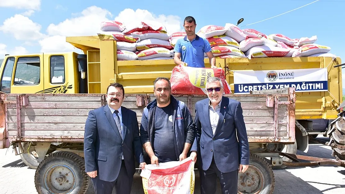 İnönü Belediyesi’nden manda üreticilerine ücretsiz yem desteği