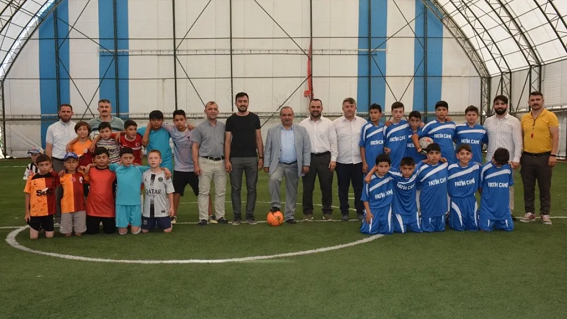 İscehisar'da Kur’an kursları futbol turnuvası başladı