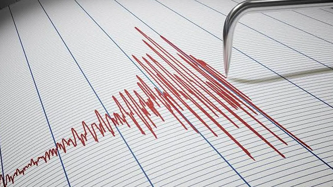 İstanbul'da Deprem Oldu