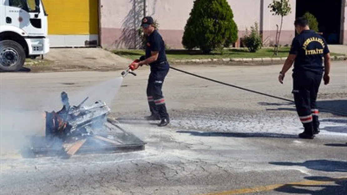 İtfaiye ekipleri eğitimden geçti – Kocatepe Gazetesi