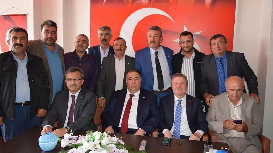 İYİ Parti ilçelerde de bayramlaştı