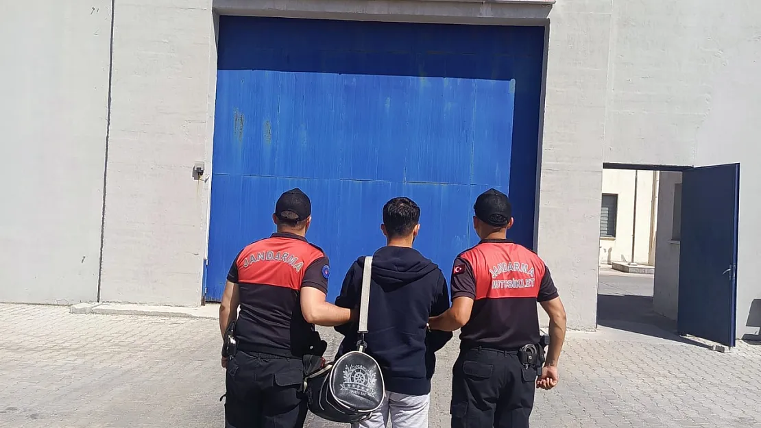 Jandarma Üç Hükümlüyü Daha Yakaladı