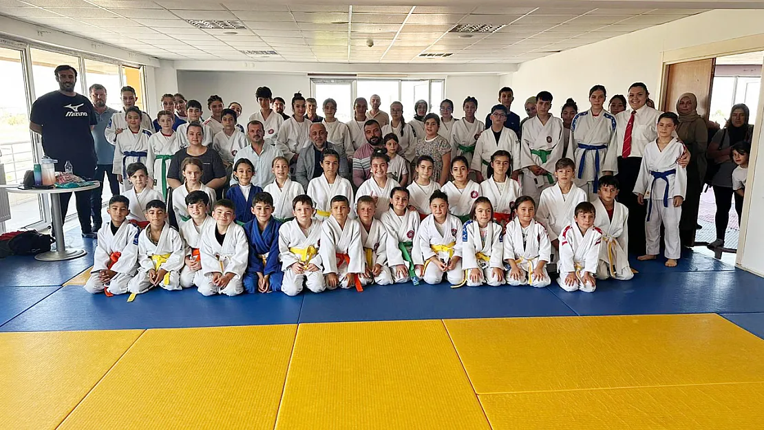 Judo Zafer Turnuvası'na 60 Sporcu Katıldı