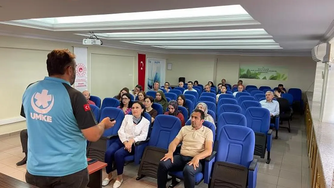 Kamu Personeline İlk Yardım Eğitimi Verildi