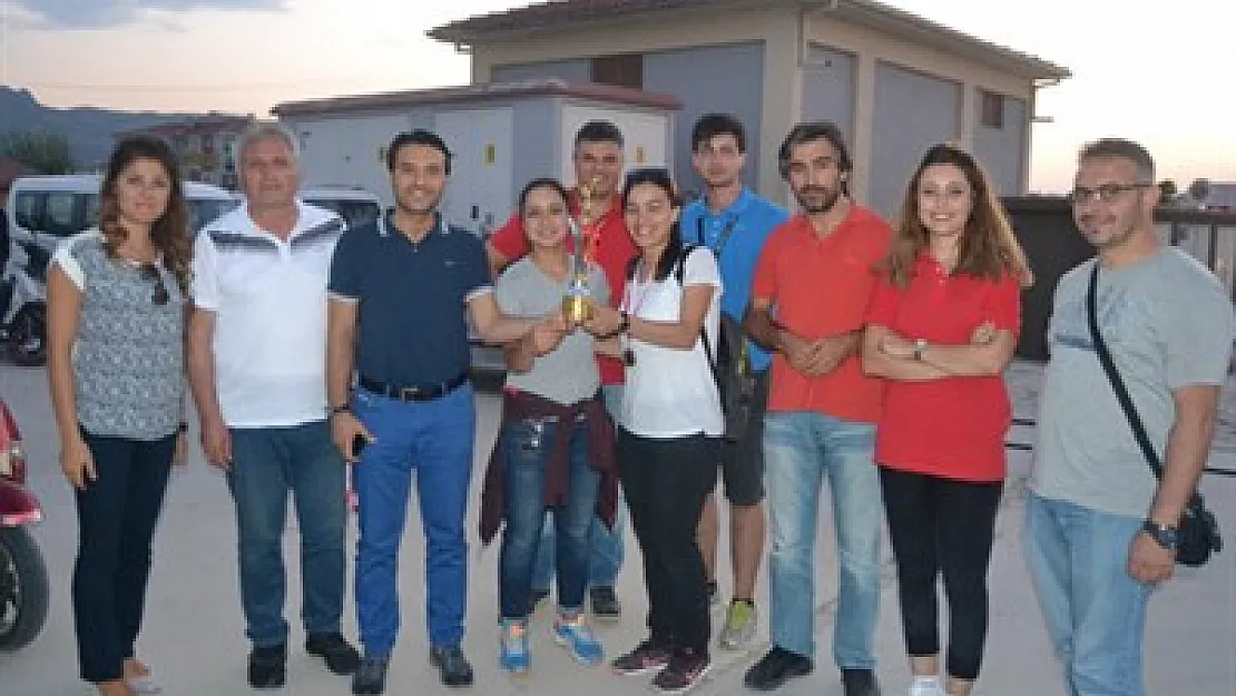 Karahisar GM Kum Voleybolu'nda ikinci oldu