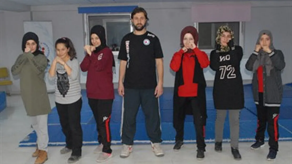 Karahisar GM'de Wushu kursu veriliyor