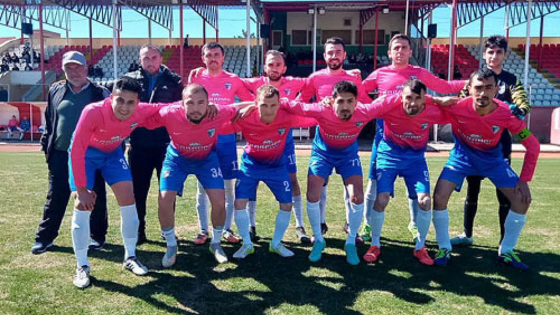 Kartalspor 3 puan farkla lider