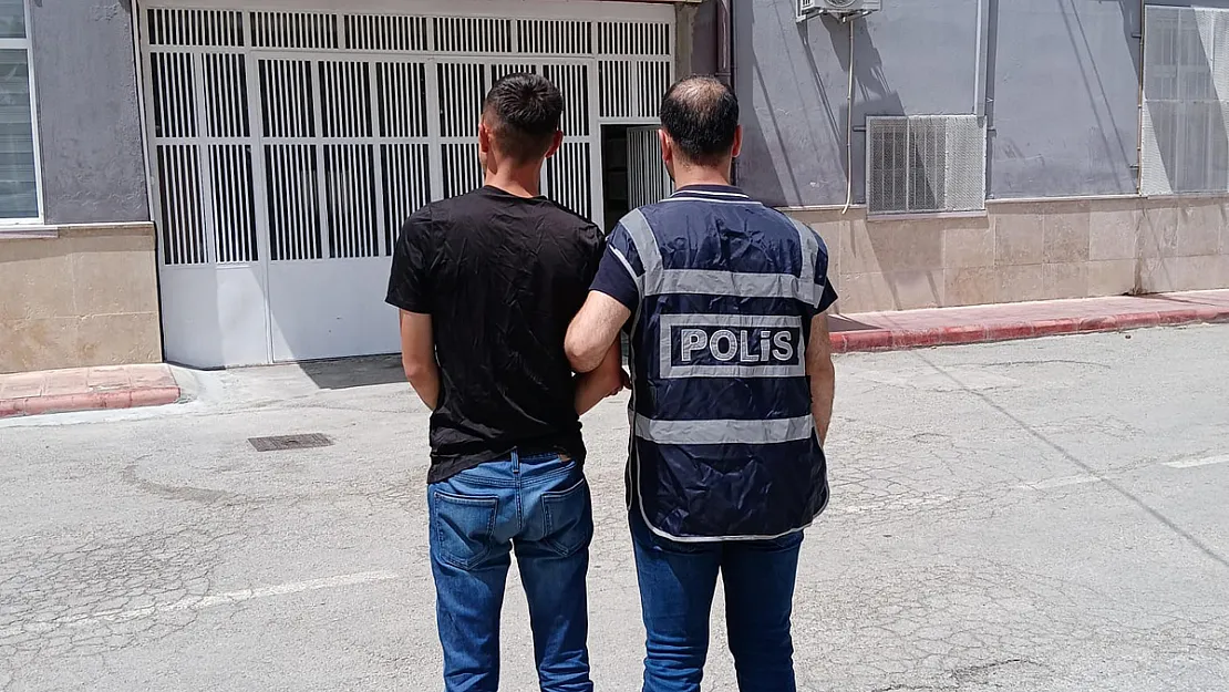 Kasten Yaralama Suçundan Aranan Şahsı Polis Yakaladı