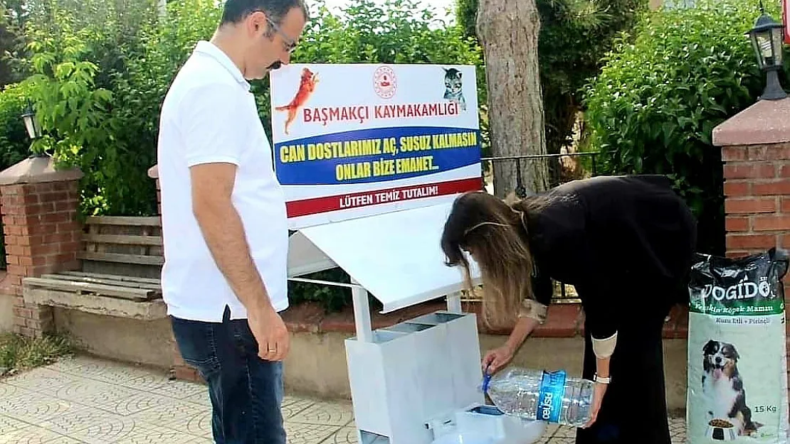 Kaymakam Ateş yeni görev yerine giderken can dostları unutmadı