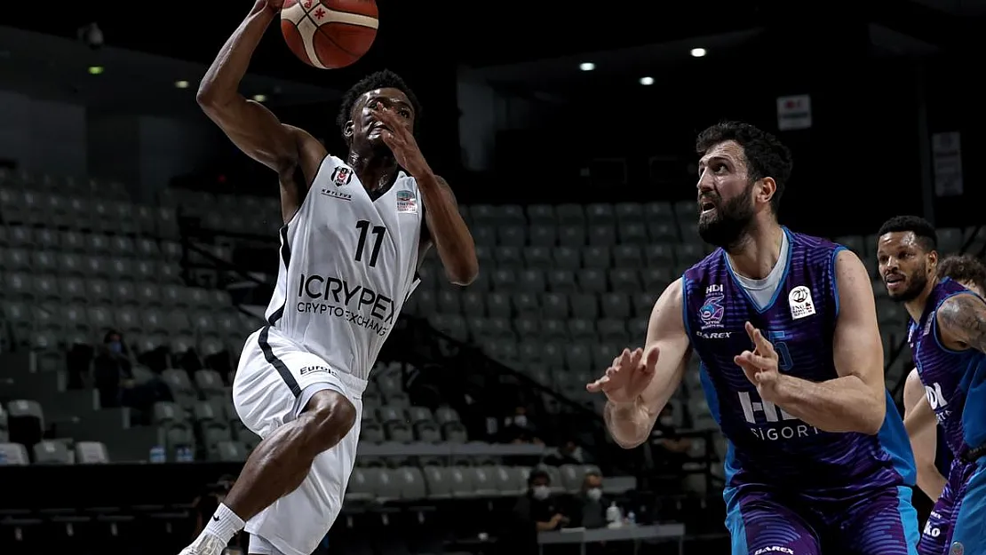 Keçiler Kara Kartal’a mağlup: 104-75