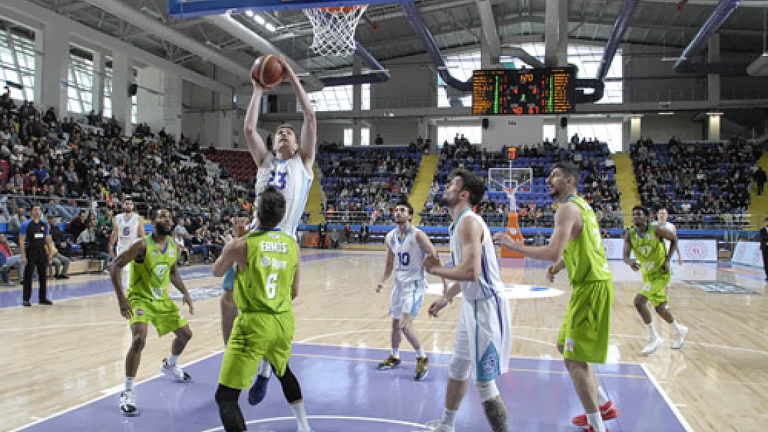 Keçiler Tofaş'a mağlup: 79-71