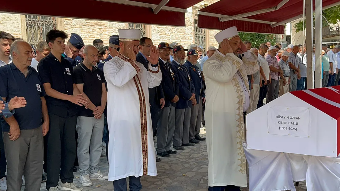 Kıbrıs Gazisi Hüseyin Özkan Son Yolculuğuna Uğurlandı