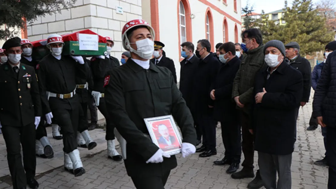 Kıbrıs gazisi son yolculuğuna uğurlandı