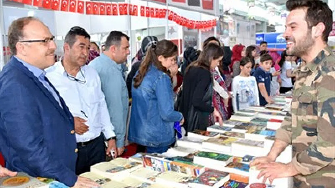 Kitap Fuarı dolu dolu geçti