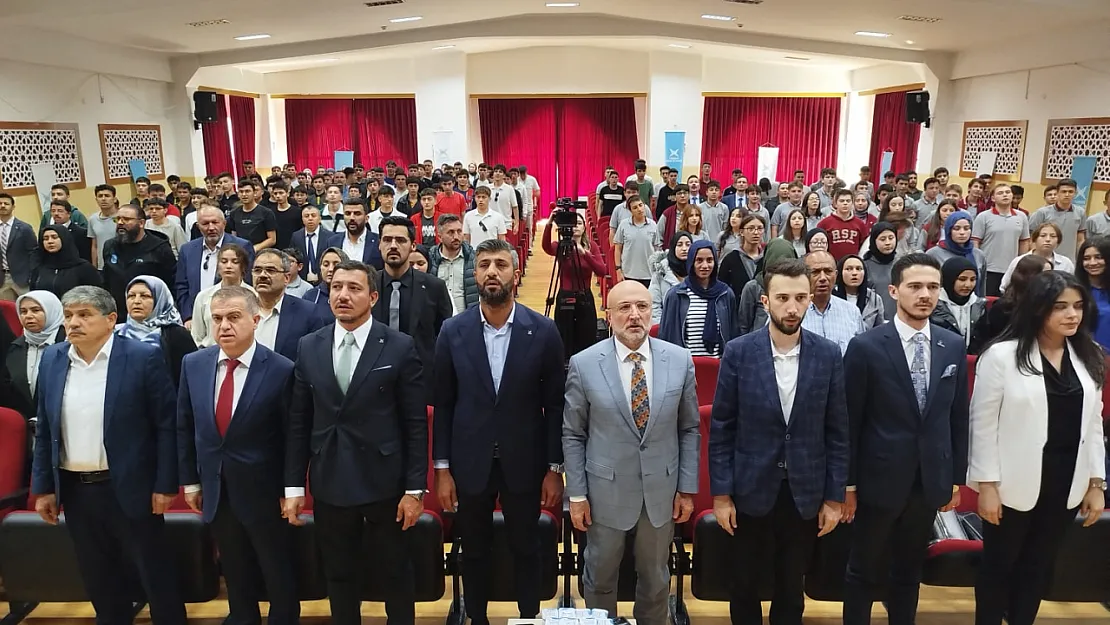 Kodlamadan Kıraathaneye: Afyon'da Gençler İçin Yepyeni Bir Merkez