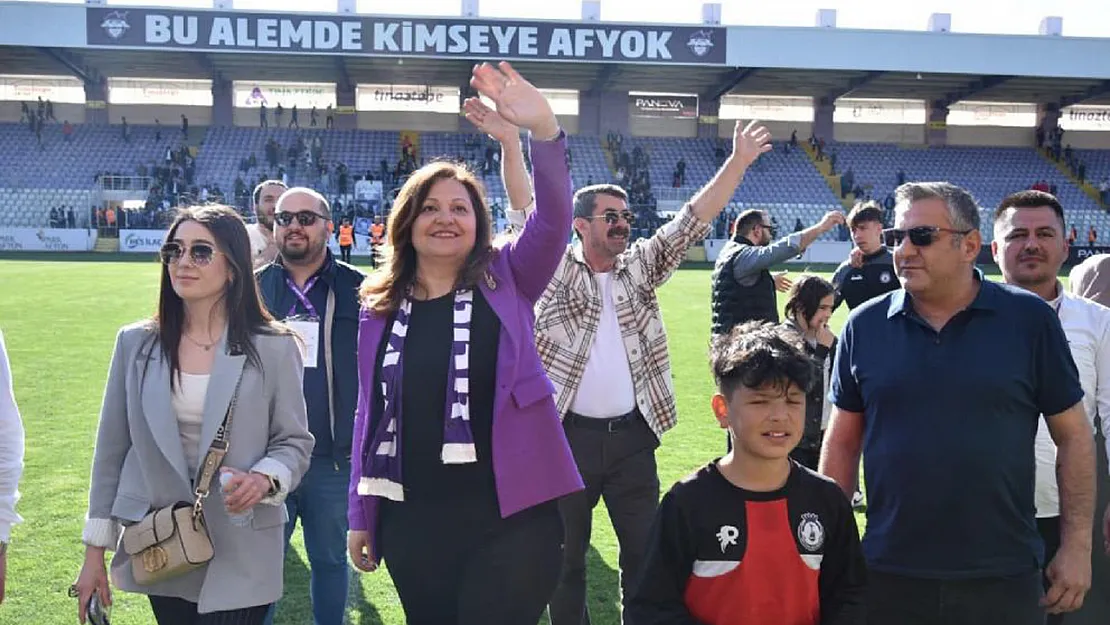'Köksal'ın Taahhüt Ettiği Bilet Paraları Kulübe Ödenmedi Mi?'