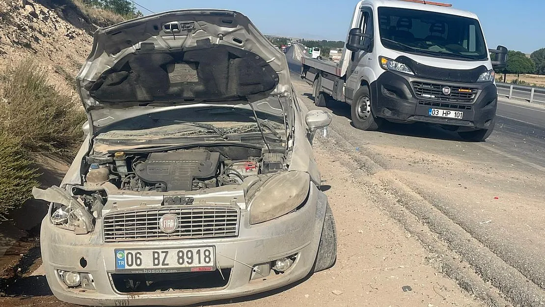 Kontrolden çıkıp bariyere çarpan otomobil sürücüsü ağır yaralandı