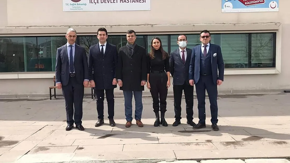 Korkmaz, sağlık çalışanları ile bir araya geldi