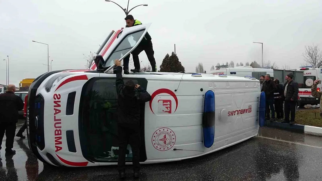 Kütahya'da Ambulansın Devrildiği Kazada Yeni Görüntüler