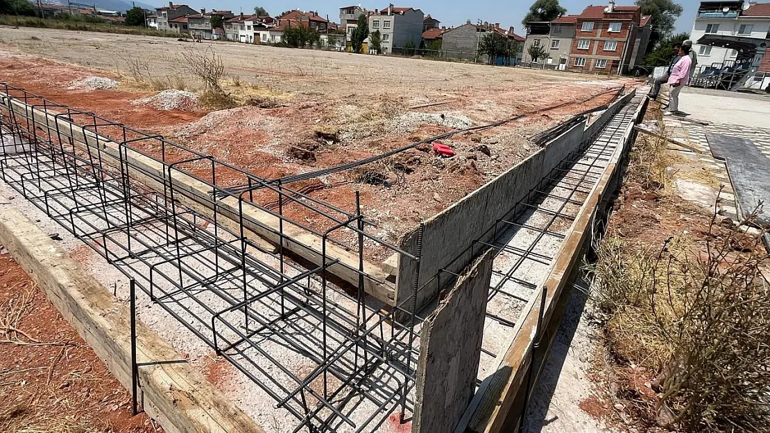 Kütahya'da Vefa Sahası Yenileniyor