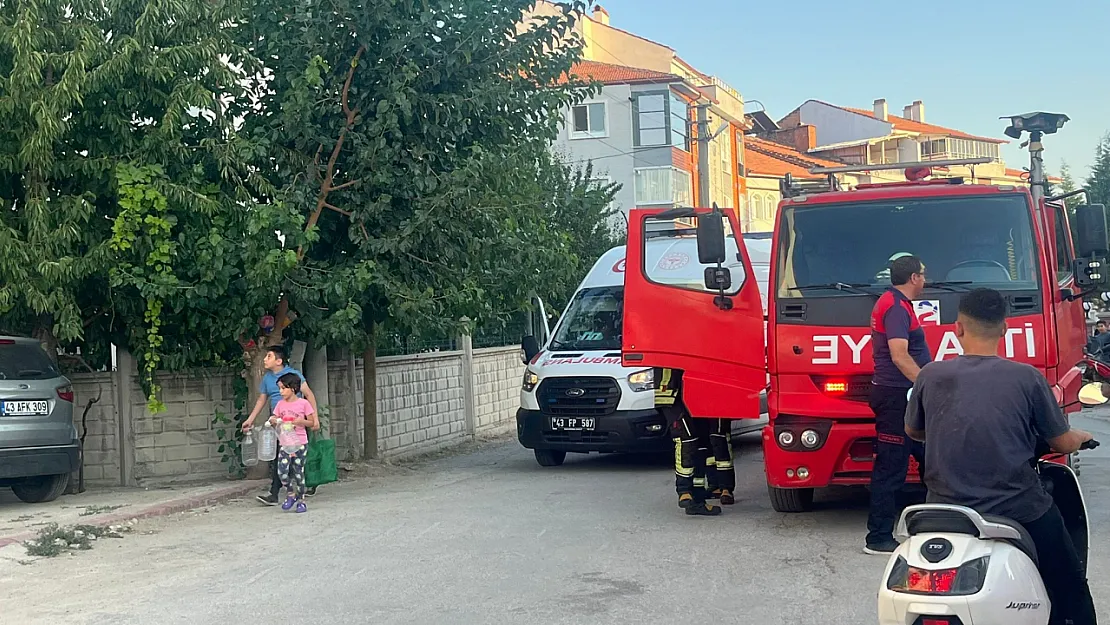 Kütahya'da Yangın İhbarına Giden Ekipler Mangalla Karşılaştı