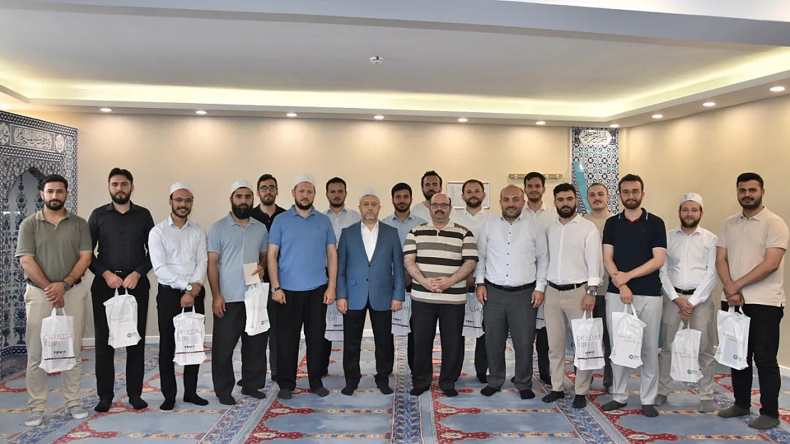 Kütahya Dini İhtisas Merkezi'nde Kur'an-ı Kerim Ve Hutbe Yarışmaları