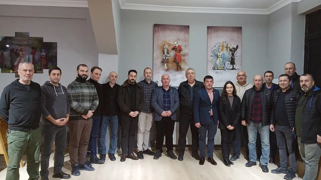 Kuzey Kafkasya Kültür Derneğinde Kurul Heyecanı Yaşandı