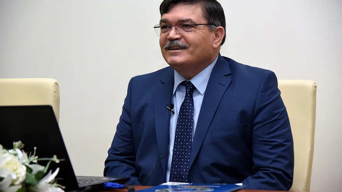 'Laf Değil Hizmet, Dedikodu Değil İcraat'