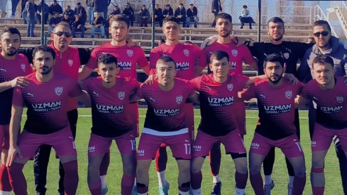 Lider Ayvalıspor, Kazanmaya Devam Ediyor