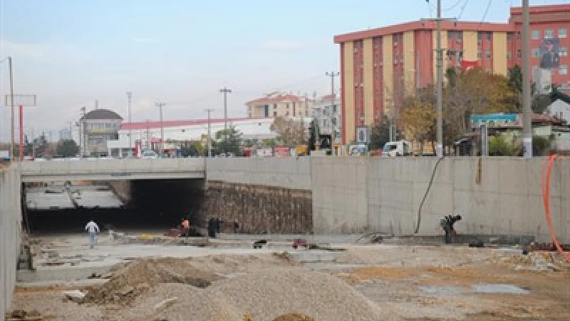 Maliye Kavşağı'nda çalışmalar sürüyor – Kocatepe Gazetesi