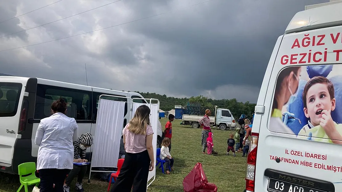 Mevsimlik işçilerin çocukları sağlık taramasından geçti