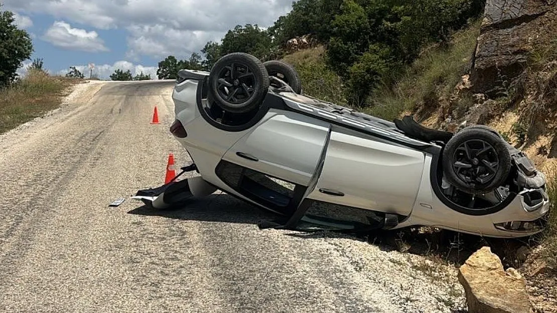 Meydana Gelen Trafik Kazasında 2 Kişi Yaralandı